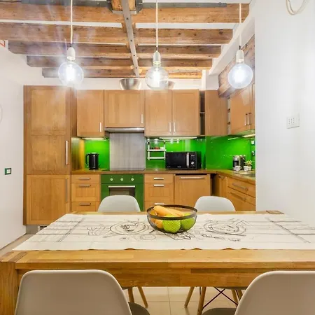 Apartment Accessible Groundfloor Near Station Ca' Rezzonico Venedig